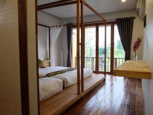 Sri Chiang Yeun House Hotel Chiang Mai Exterior photo